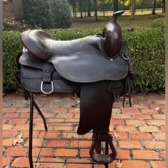 Tucker Saddle - Gen II 2 - Picture 6 of 8